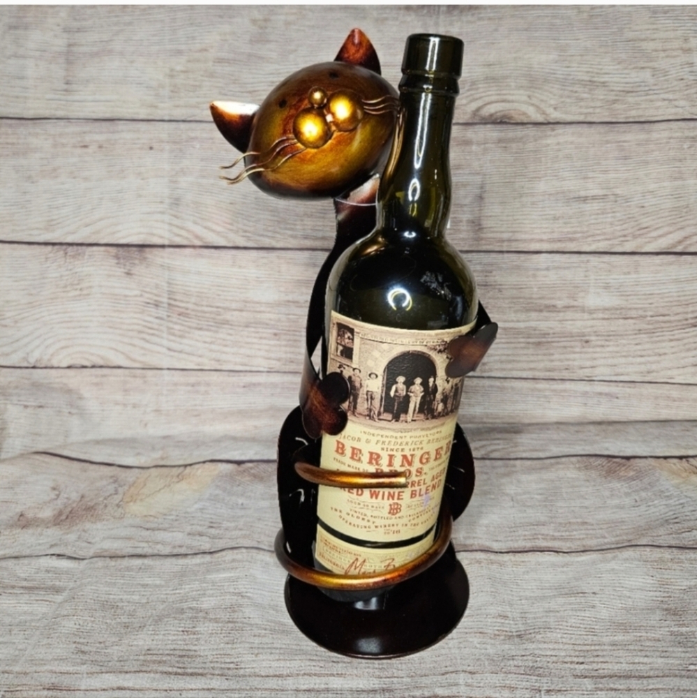Cat metal wine bottle holder decor